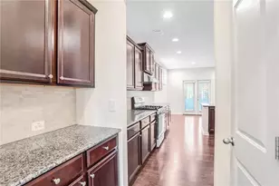 5195 Belmore Manor Ct, Suwanee, GA 30024 - Photo 6