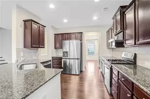 5195 Belmore Manor Ct, Suwanee, GA 30024 - Photo 8