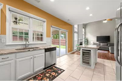 13624 Weycroft Circle, Alpharetta, GA 30004 - Photo 10