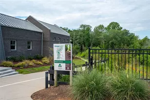 13624 Weycroft Cir, Alpharetta, GA 30004 - Photo 54