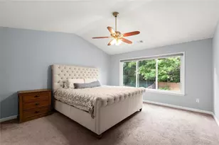 13624 Weycroft Cir, Alpharetta, GA 30004 - Photo 16