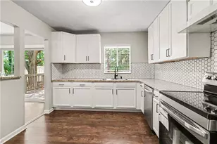 8154 Tudor Dr, Jonesboro, GA 30238 - Photo 10