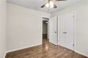 8154 Tudor Dr, Jonesboro, GA 30238 - Photo 14