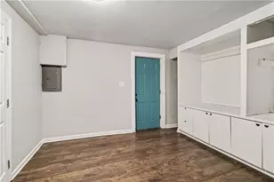 8154 Tudor Dr, Jonesboro, GA 30238 - Photo 16