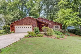 498 Candlewick Ln, Lilburn, GA 30047 - Photo 1