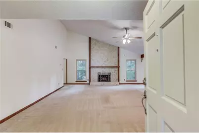 498 Candlewick Lane, Lilburn, GA 30047 - Photo 6