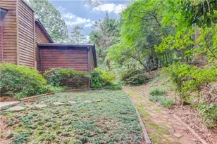 498 Candlewick Ln NW, Lilburn, GA 30047 - Photo 36