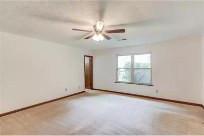 498 Candlewick Lane NW, Lilburn, GA 30047 - Photo 20