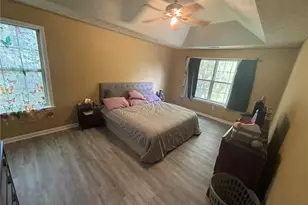 855 Underhill Ct, Buford, GA 30518 - Photo 4