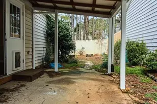 2745 Highland Ridge NW, Kennesaw, GA 30152 - Photo 10
