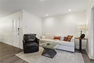 53 La Rue Pl NW, Atlanta, GA 30327 - Photo 2