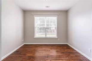 230 Albrighton Ct, Suwanee, GA 30024 - Photo 10