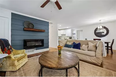 2572 Warwick Circle NE, Atlanta, GA 30345 - Photo 6