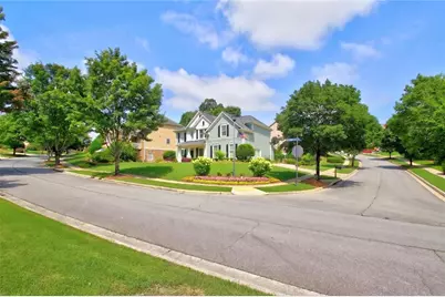 7423 Fireside Lane, Flowery Branch, GA 30542 - Photo 8
