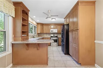 3162 Bluff Road, Marietta, GA 30062 - Photo 12