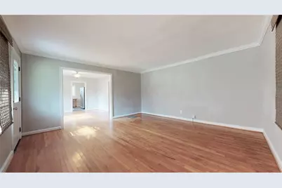 1674 Beacon Hill Boulevard, Atlanta, GA 30329 - Photo 4