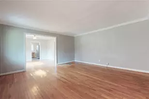 1674 Beacon Hill Blvd, Atlanta, GA 30329 - Photo 4
