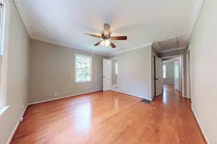 1674 Beacon Hill Blvd, Atlanta, GA 30329 - Photo 12