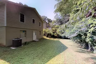 1674 Beacon Hill Blvd, Atlanta, GA 30329 - Photo 24