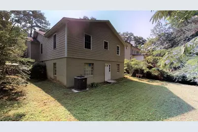 1674 Beacon Hill Boulevard, Atlanta, GA 30329 - Photo 16