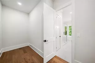 1984 Highgrove Ct, Atlanta, GA 30345 - Photo 34