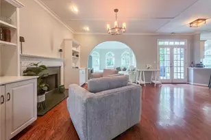 1056 Shady Valley Pl NE, Atlanta, GA 30324 - Photo 12