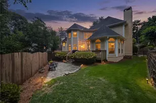 1056 Shady Valley Pl NE, Atlanta, GA 30324 - Photo 36
