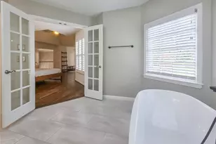 1056 Shady Valley Pl NE, Atlanta, GA 30324 - Photo 30