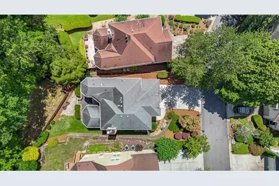 1056 Shady Valley Pl NE, Atlanta, GA 30324 - Photo 44