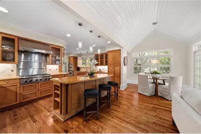 223 Brighton Road NE, Atlanta, GA 30309 - Photo 8