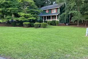1454 Albans Ct, Lithonia, GA 30058 - Photo 4