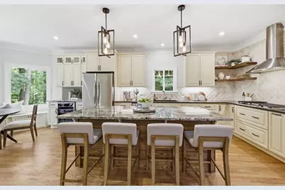 9370 Bluffwind Chase, Roswell, GA 30076 - Photo 16