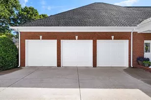 4516 Meadow Club Dr, Suwanee, GA 30024 - Photo 6