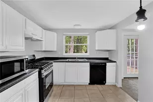 1885 Corduroy Ct, Lithonia, GA 30058 - Photo 16