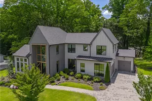135 Mayfield Cir, Alpharetta, GA 30009 - Photo 2