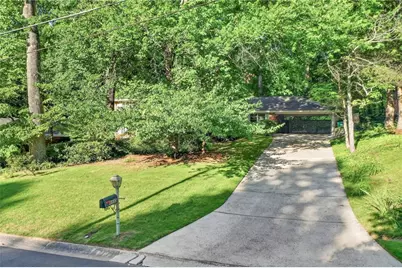 6885 Heathfield Drive, Atlanta, GA 30328 - Photo 44