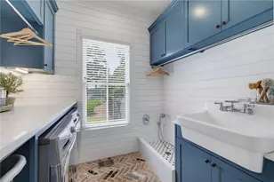 10685 Parsons Rd, Johns Creek, GA 30097 - Photo 32