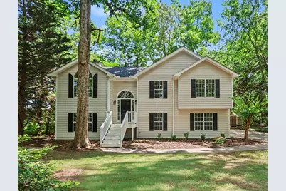 105 Creek View Drive, Hoschton, GA 30548 - Photo 2