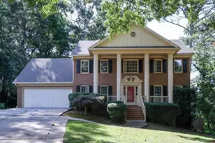 4128 Mayflower Ct, Lilburn, GA 30047 - Photo 2