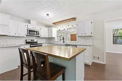 1988 Elmwood Circle, Snellville, GA 30078 - Photo 8
