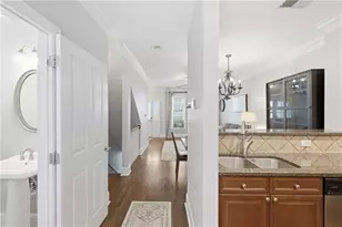 1147 Glenridge Pl, Atlanta, GA 30342 - Photo 16