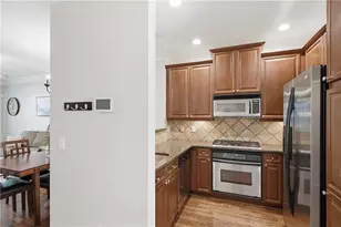 1147 Glenridge Pl, Atlanta, GA 30342 - Photo 14