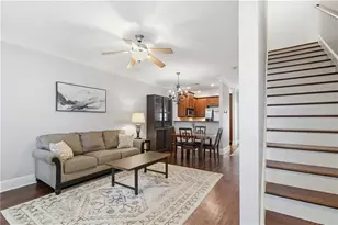 1147 Glenridge Pl, Atlanta, GA 30342 - Photo 4