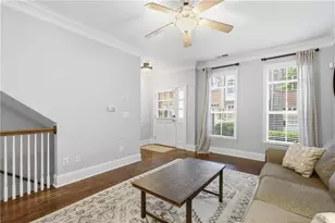 1147 Glenridge Pl, Atlanta, GA 30342 - Photo 6