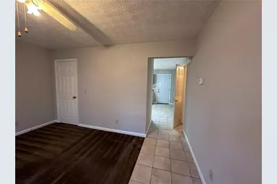 502 Oakwood Court, Woodstock, GA 30188 - Photo 4