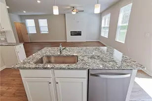 154 Green Love Ln, Grayson, GA 30017 - Photo 14