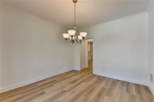 9135 Fox Trail Ln, Gainesville, GA 30506 - Photo 10