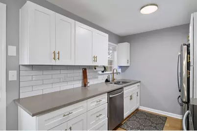 803 Brighton Point, Atlanta, GA 30328 - Photo 8