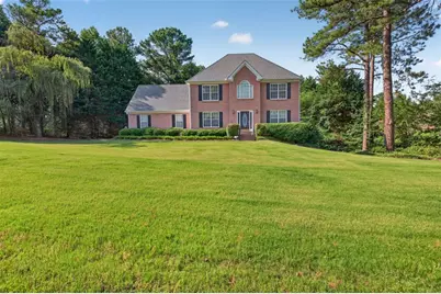 860 Scenic Lake Drive, Lawrenceville, GA 30045 - Photo 4