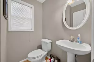 860 Scenic Lake Dr, Lawrenceville, GA 30045 - Photo 18